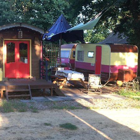 La Roulotte Chainoux Bains-sur-Oust Экстерьер фото