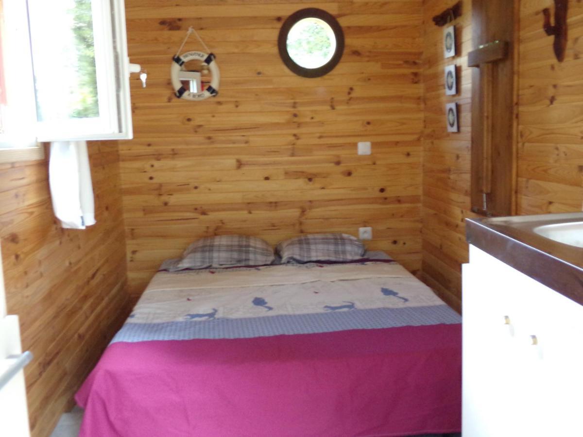La Roulotte Chainoux Bains-sur-Oust Экстерьер фото
